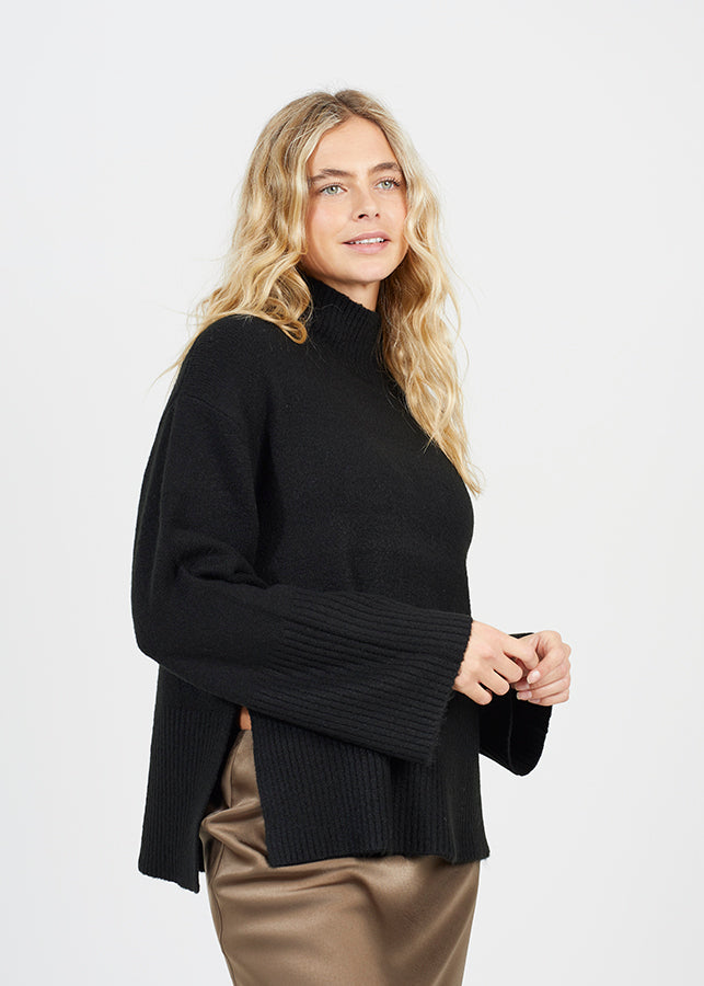 Ladies Brave Soul Black Knitwear
