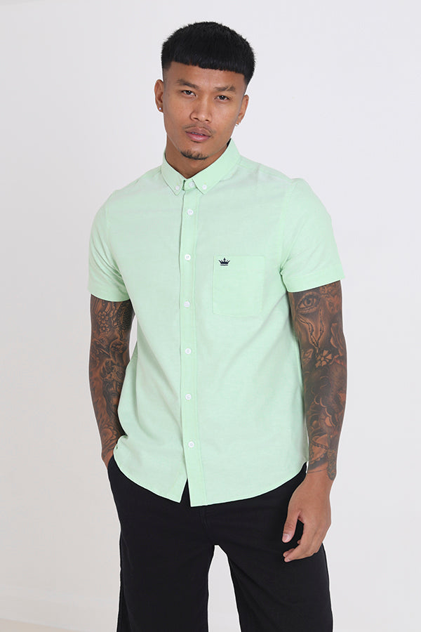 Solid Chest Emblem Short Sleeve Shirt