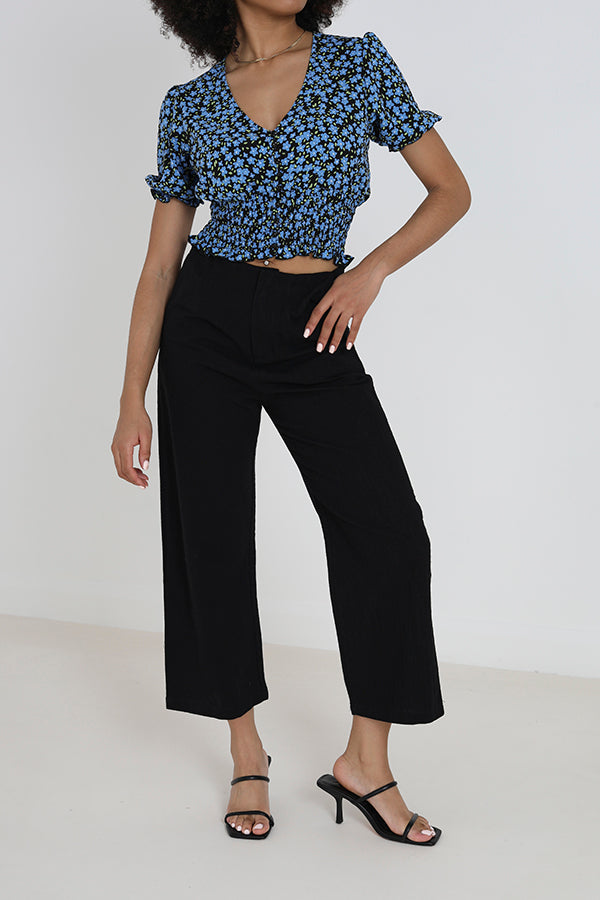 Black Plain Wide Leg Cropped Woven Trousers