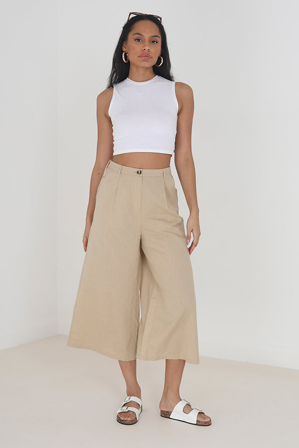 Solid Sleeveless Cropped High Neck Vest