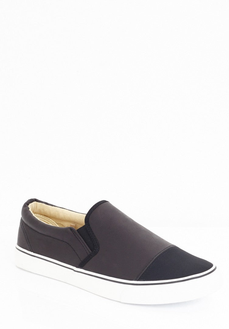 Crasher Contrast Slip On Plimsolls