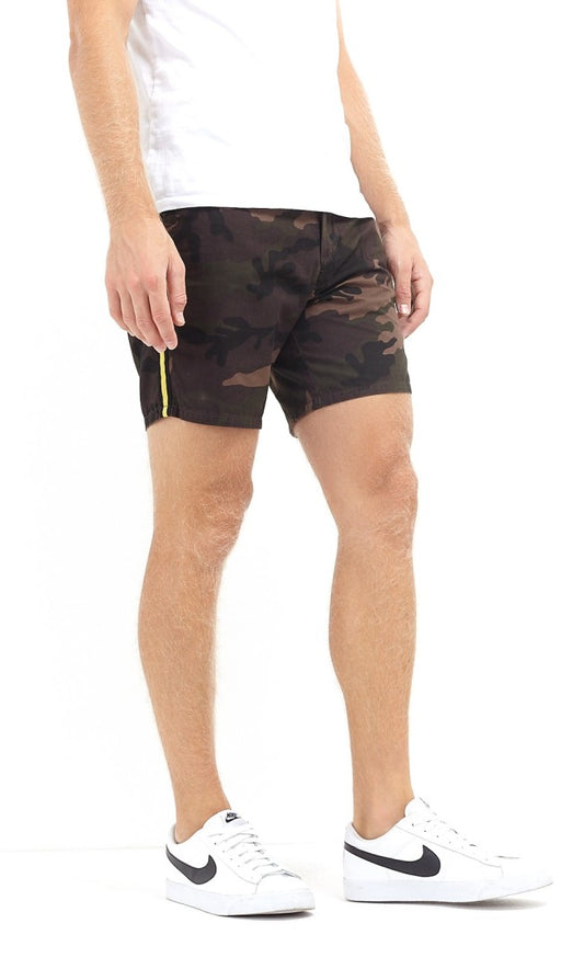 Contrast Tape Detail Camouflage Print Shorts