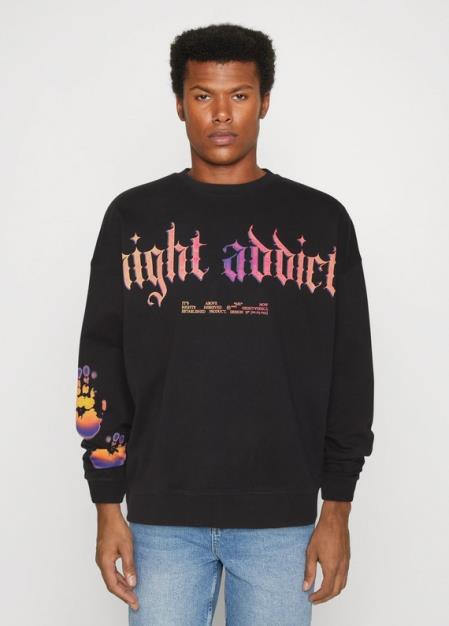 Night Addict Crew Neck Sweat