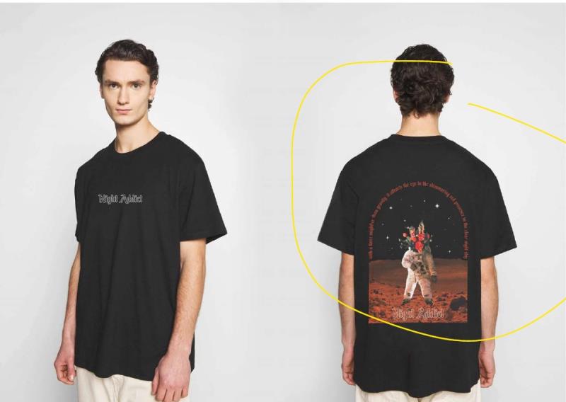 Night Addict Graphic Print T-Shirt