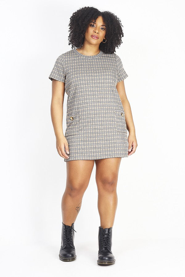 Plus Size Checked Short Sleeve Shift Dress