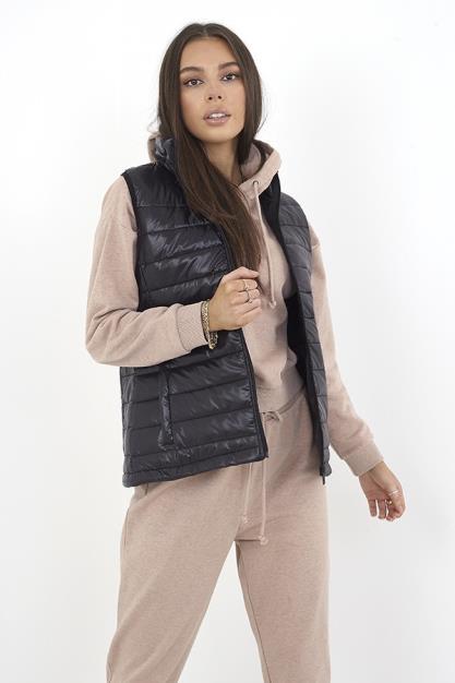 Plus Size Black Padded Zip Through Gilet